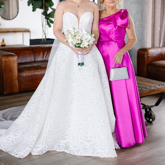 Pronovias Privee LOUELLE - Picture 3 of 10